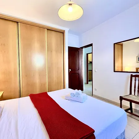 Vilamoura Classic 2 With Pool By Homing Quarteira