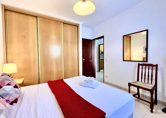 Vilamoura Classic 2 With Pool By Homing Quarteira